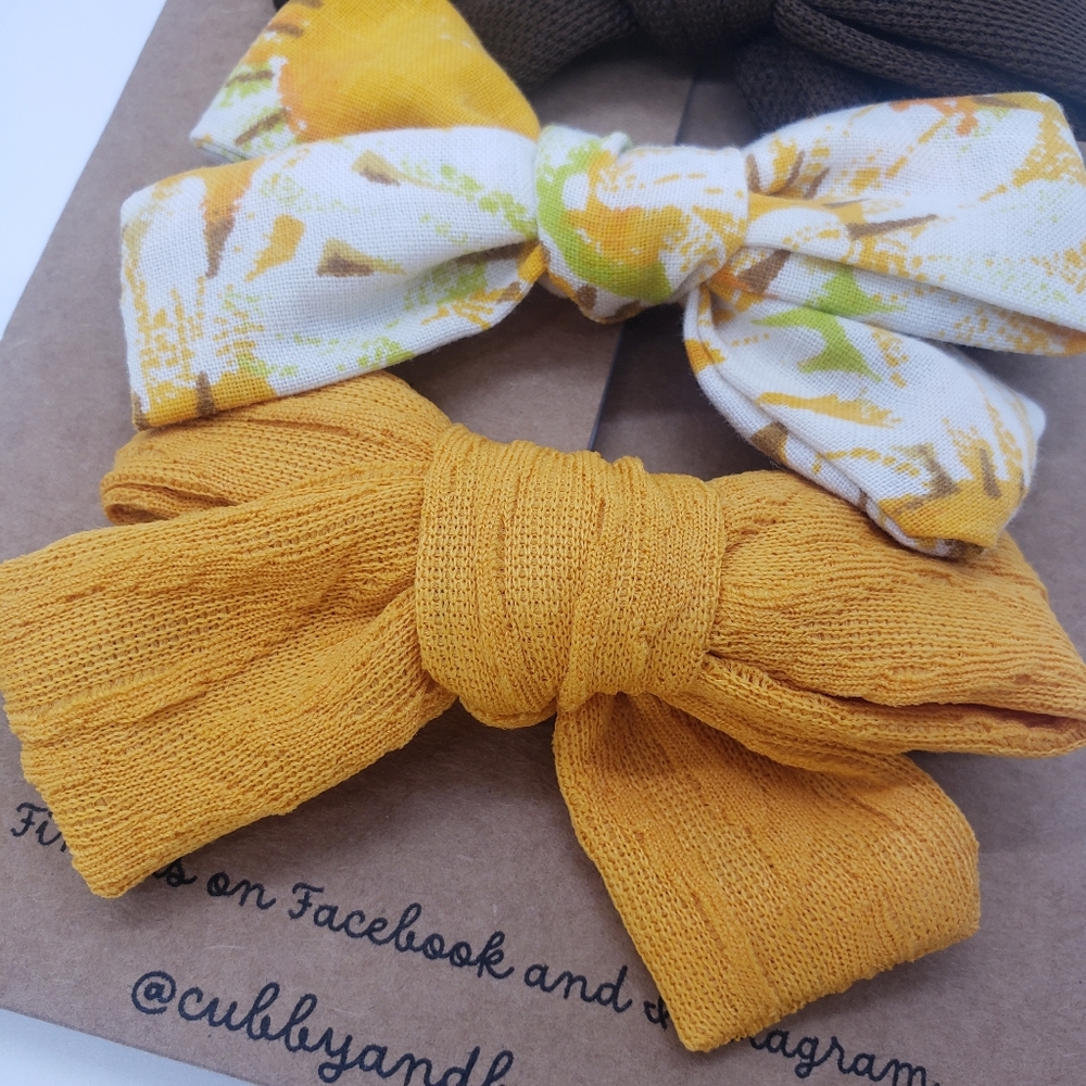 001A Sunflower Field Hair Bows on Clips Yellow and Brown Handmade - Picture 2 of 5